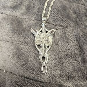 Arwen's Evenstar necklace from "Lord of the Ring's" Movie